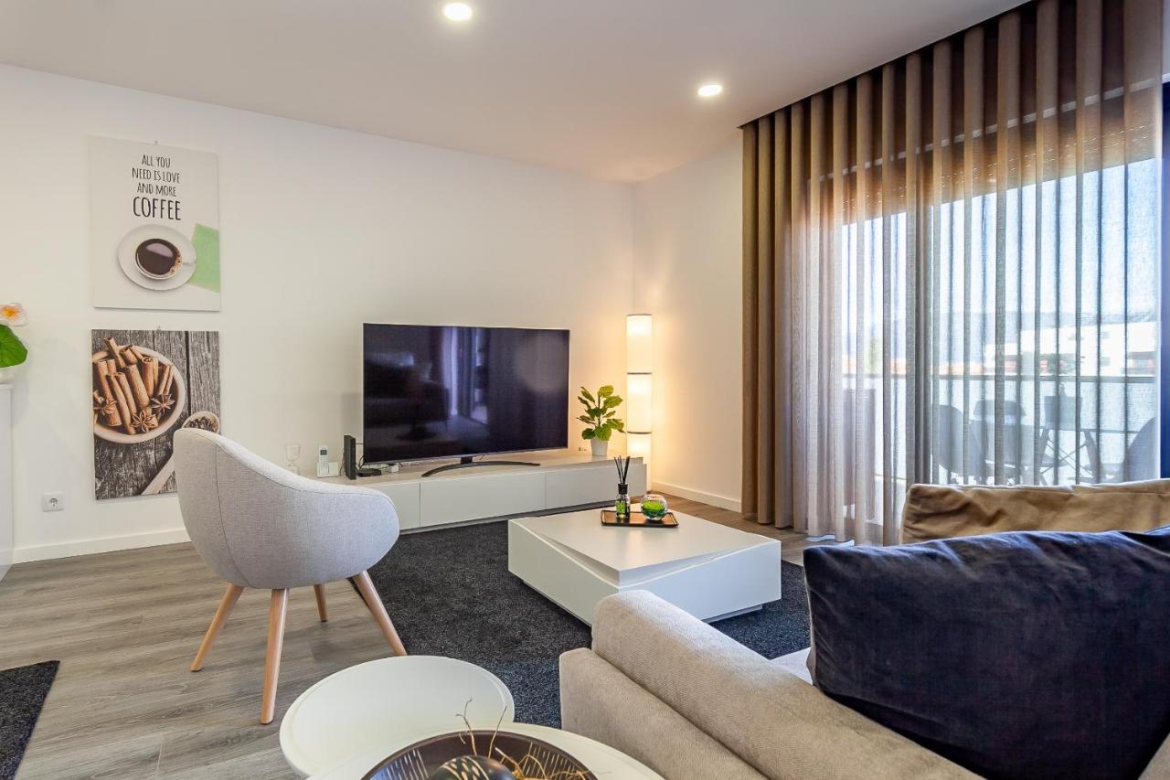 Led Apartment - Vista Alegre ปอนเตเดอลิมา ภายนอก รูปภาพ